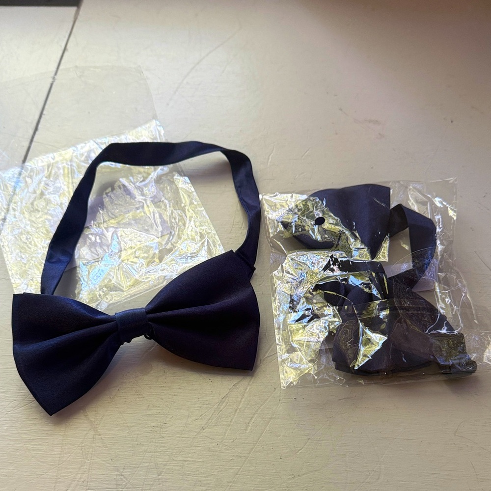 Toddler/Little Boys Bow Ties set